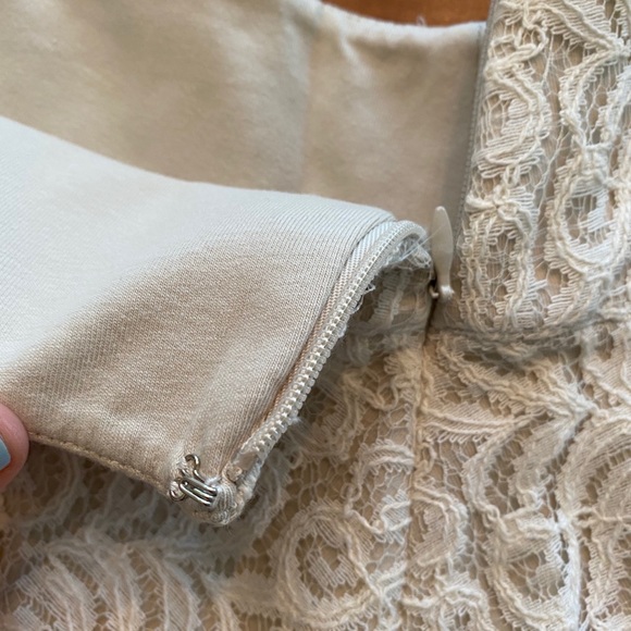 Express Cream Lace Skirt - Picture 6 of 6